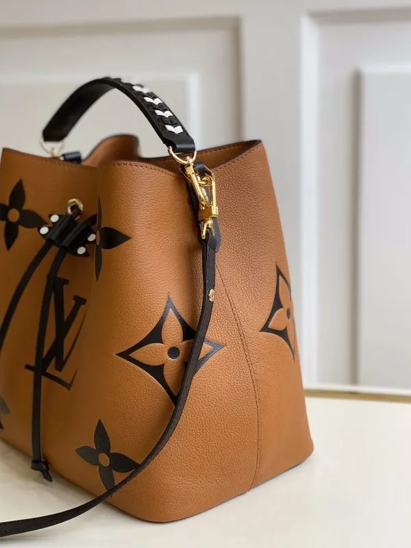 LOV2 Bags - Fashion Bags  1370