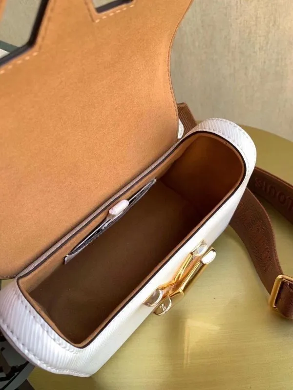 LOV2 Bags - Fashion Bags  1379