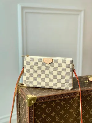 LOV2 Bags - Fashion Bags  1404