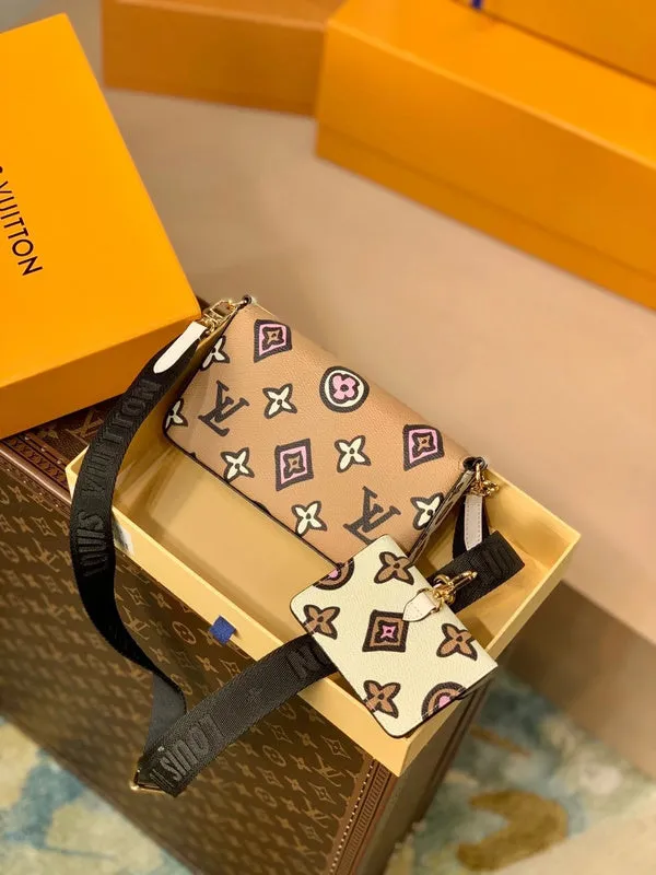 LOV2 Bags - Fashion Bags  1407