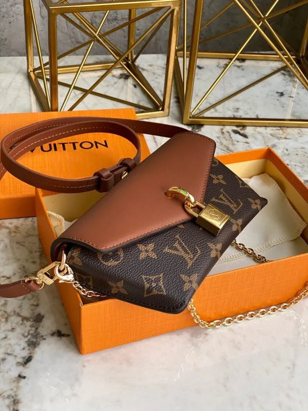 LOV2 Bags - Fashion Bags  1409