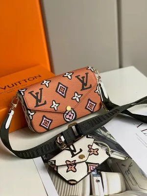 LOV2 Bags - Fashion Bags  1421