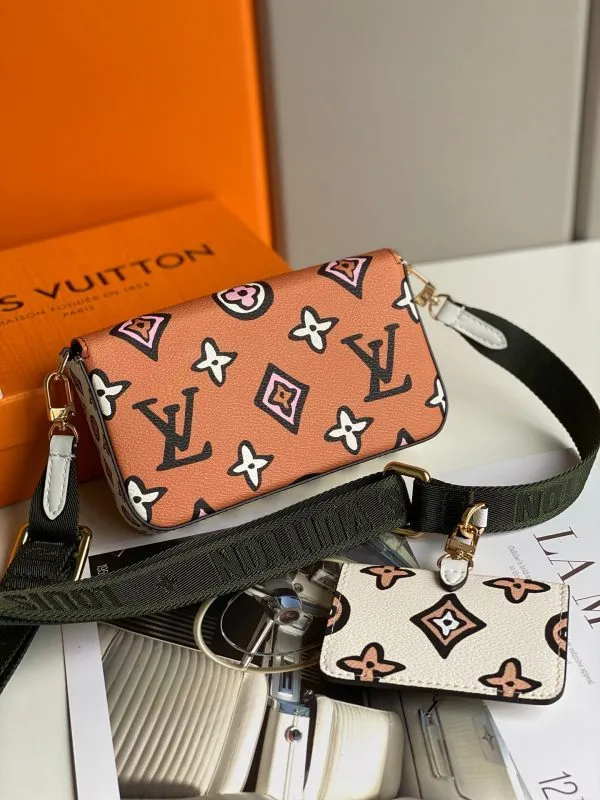 LOV2 Bags - Fashion Bags  1421