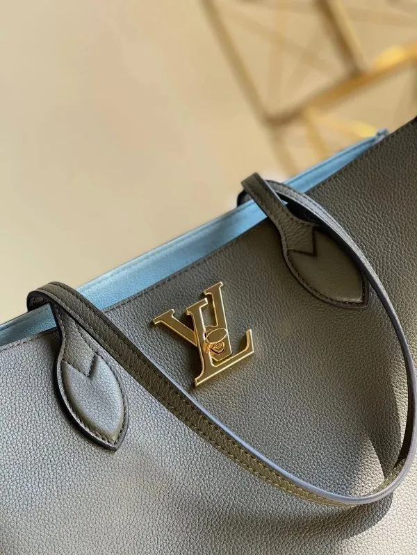 LOV2 Bags - Fashion Bags  1425