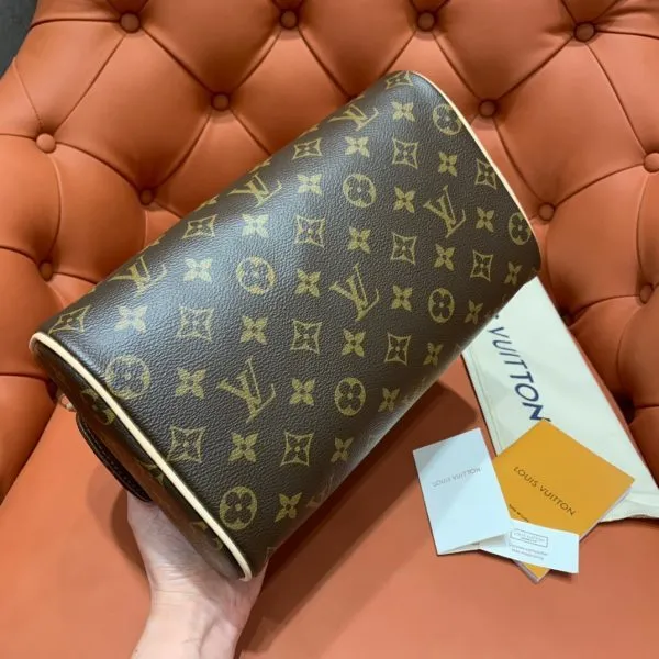 LOV2 Bags - Fashion Bags  1444