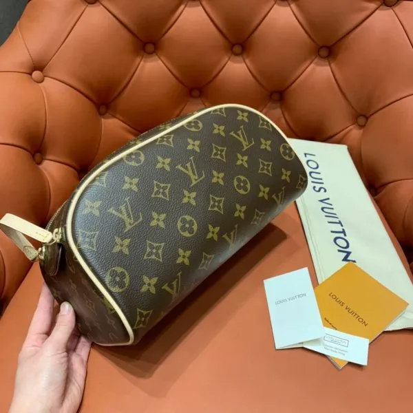 LOV2 Bags - Fashion Bags  1444