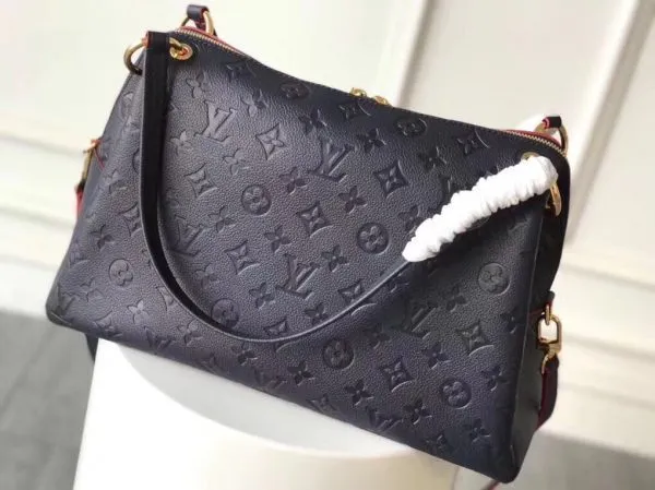 LOV2 Bags - Fashion Bags  1459