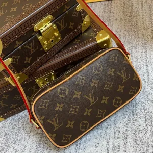 LOV2 Bags - Fashion Bags  1463
