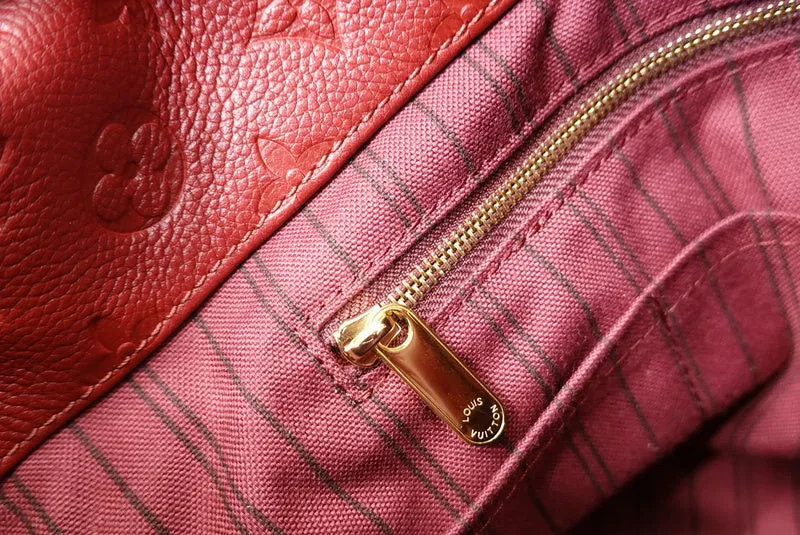 LOV2 Bags - Fashion Bags  1549