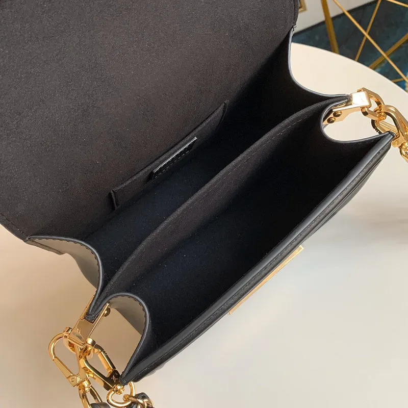 LOV2 Bags - Fashion Bags  1571
