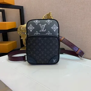 LOV2 Bags - Fashion Bags  1605