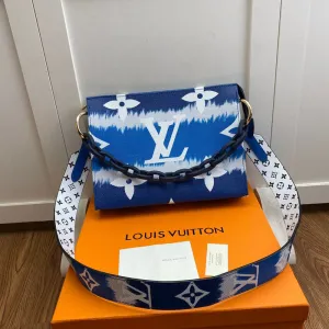 LOV2 Bags - Fashion Bags  1611
