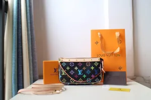 LOV2 Bags - Fashion Bags  1692