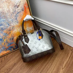 LOV2 Bags - Fashion Bags  1695