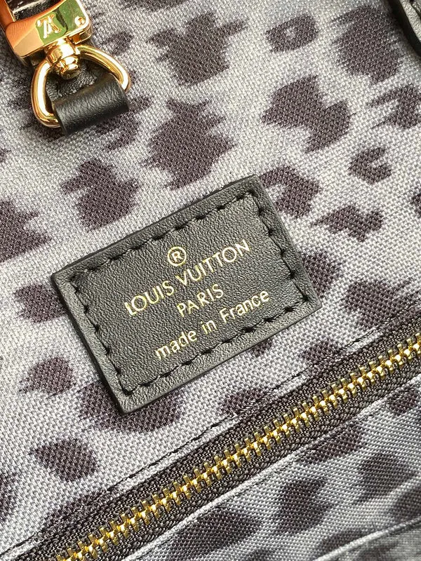 LOV2 Bags - Fashion Bags  1730