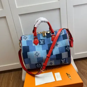 LOV2 Bags - Fashion Bags  1757