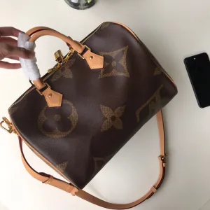LOV2 Bags - Fashion Bags  1768