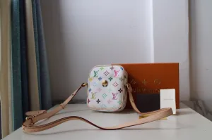 LOV2 Bags - Fashion Bags  1793