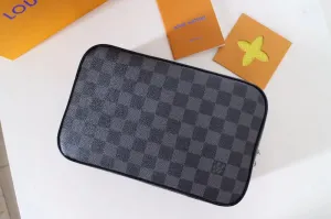 LOV2 Bags - Fashion Bags  1800