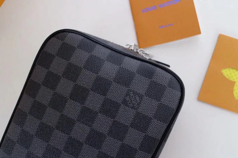LOV2 Bags - Fashion Bags  1800