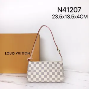 LOV2 Bags - Fashion Bags  1810