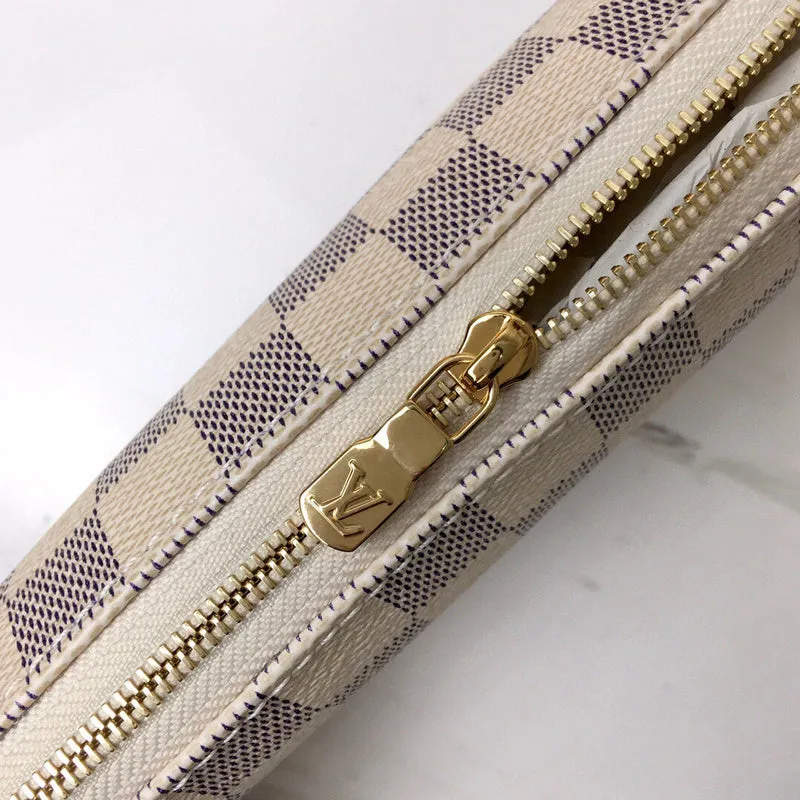 LOV2 Bags - Fashion Bags  1810