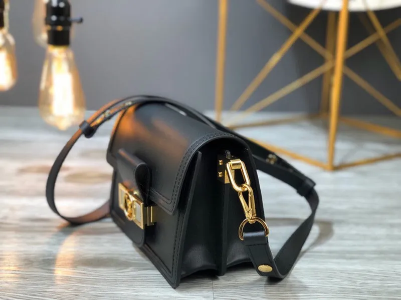 LOV2 Bags - Fashion Bags  1829