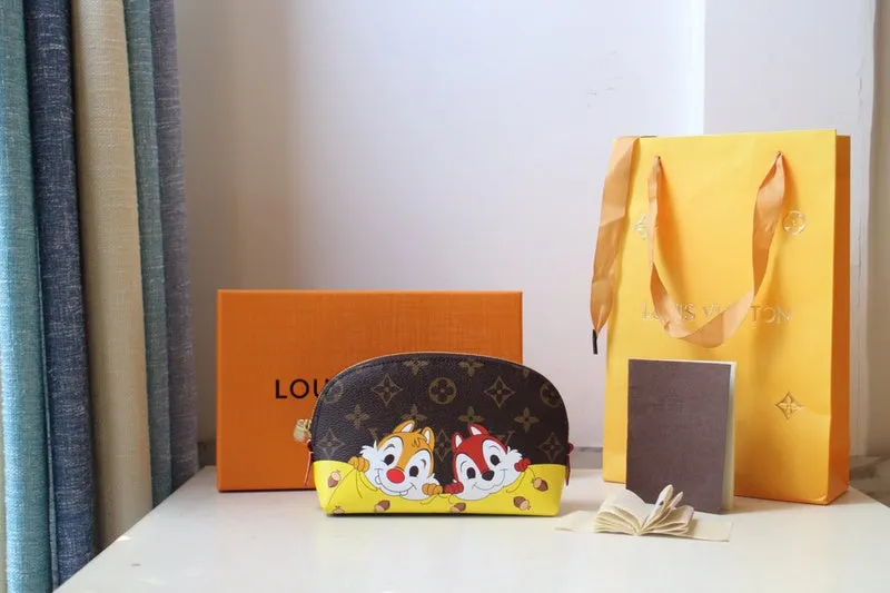 LOV2 Bags - Fashion Bags  1850