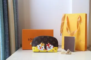 LOV2 Bags - Fashion Bags  1850