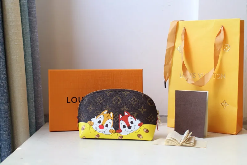LOV2 Bags - Fashion Bags  1850