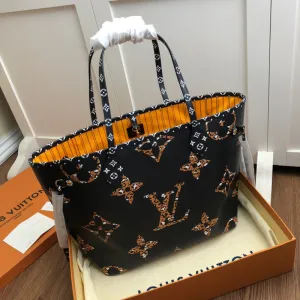 LOV2 Bags - Fashion Bags  1923