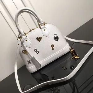 LOV2 Bags - Fashion Bags  1972