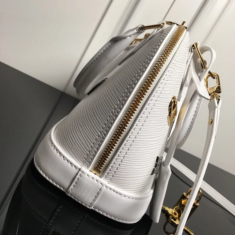 LOV2 Bags - Fashion Bags  1972