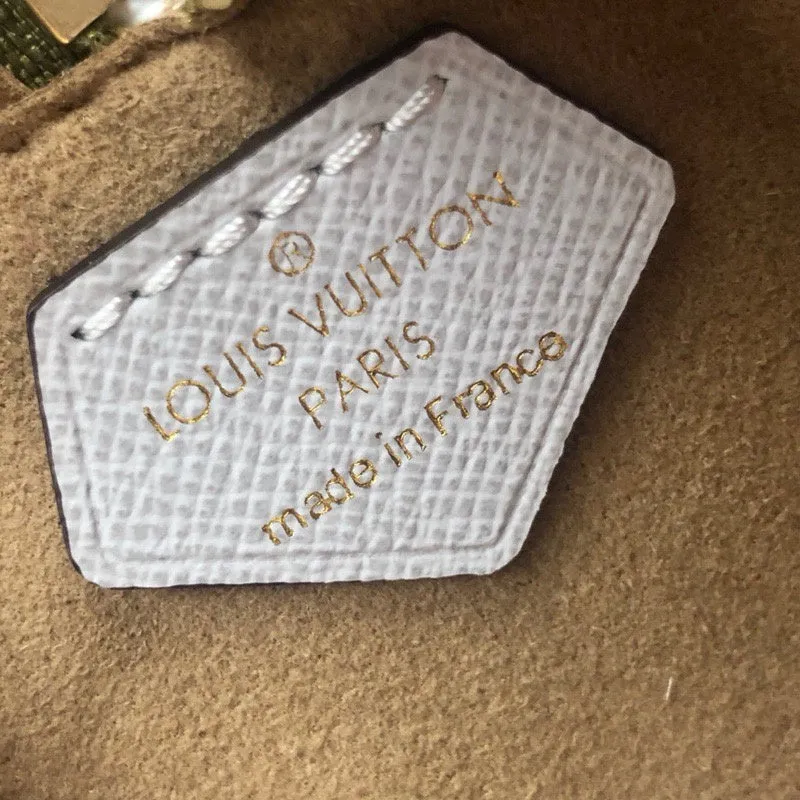 LOV2 Bags - Fashion Bags  2027