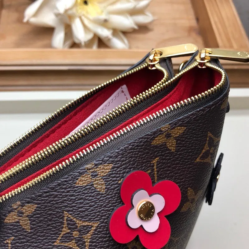 LOV2 Bags - Fashion Bags  2040