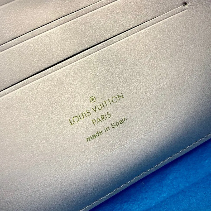 LOV2 Bags - Fashion Bags  2041