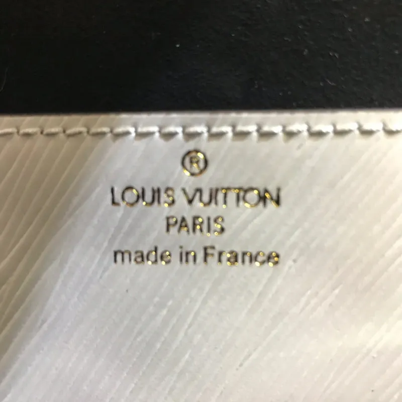 LOV2 Bags - Fashion Bags  2044