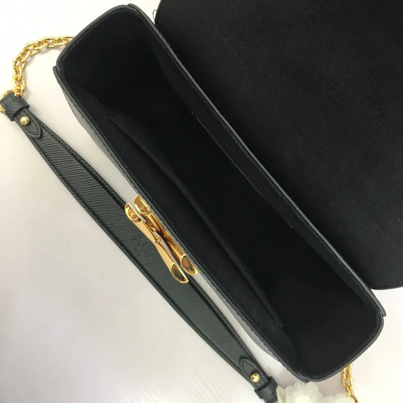 LOV2 Bags - Fashion Bags  2045