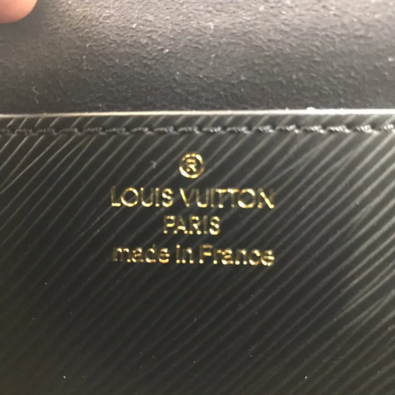 LOV2 Bags - Fashion Bags  2045