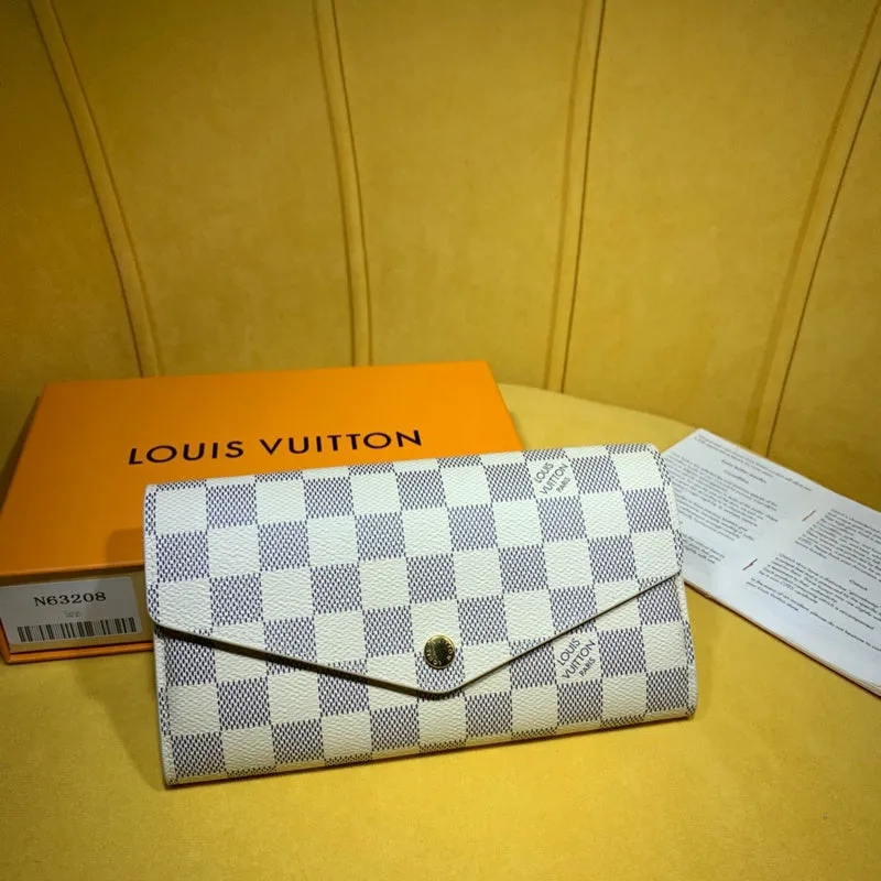LOV2 Bags - Fashion Bags  2107