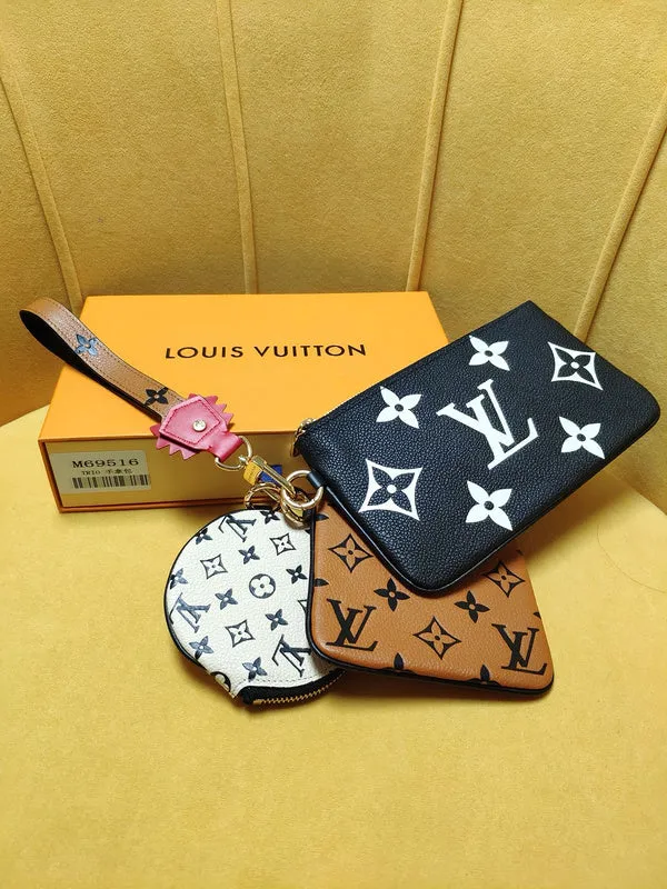 LOV2 Bags - Fashion Bags  2155