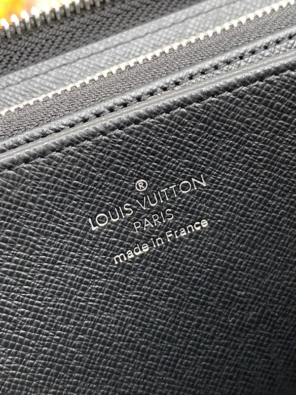 LOV2 Bags - Fashion Bags  2368