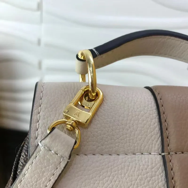 LOV2 Bags - Fashion Bags  2459