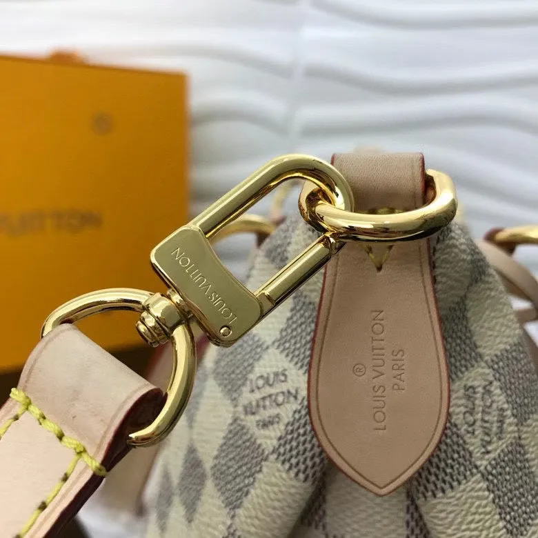 LOV2 Bags - Fashion Bags  2461