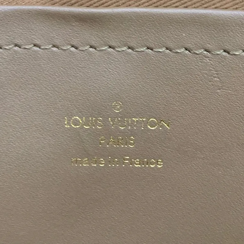 LOV2 Bags - Fashion Bags  2472