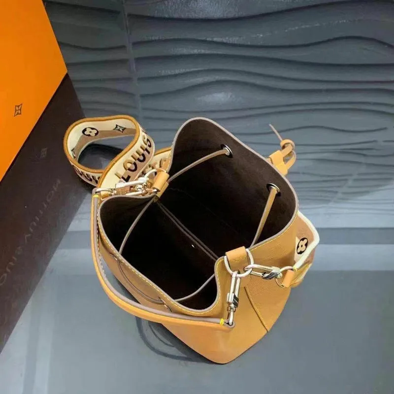 LOV2 Bags - Fashion Bags  2490