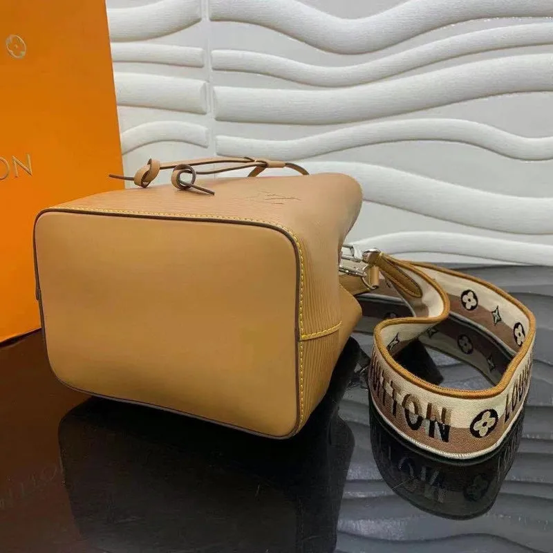 LOV2 Bags - Fashion Bags  2490