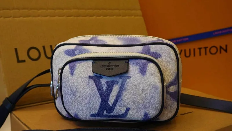LOV2 Bags - Fashion Bags  2522