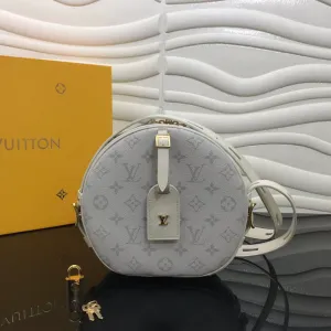 LOV2 Bags - Fashion Bags  2594