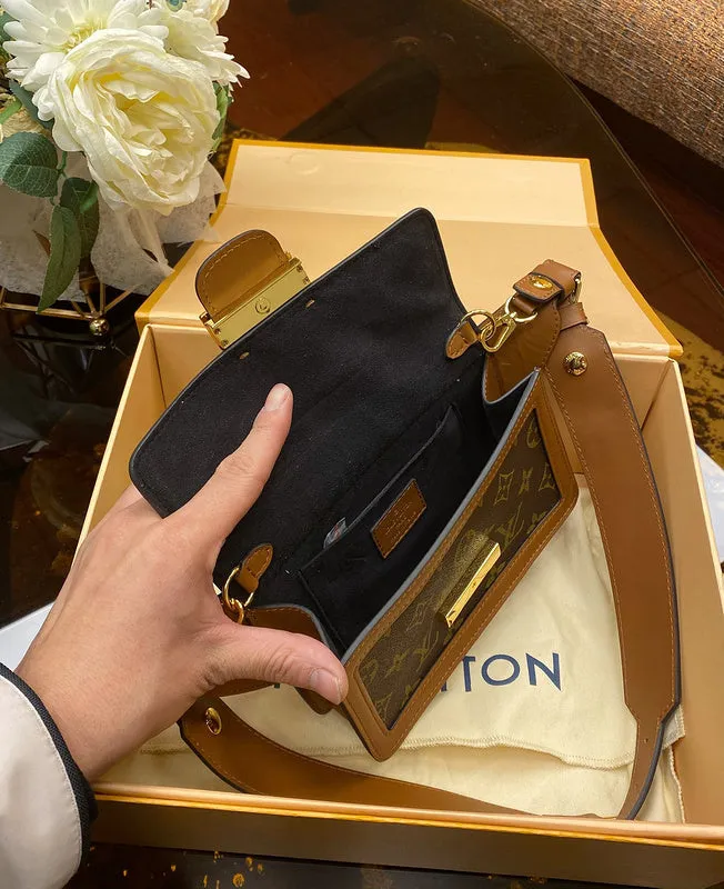 LOV2 Bags - Fashion Bags  2621